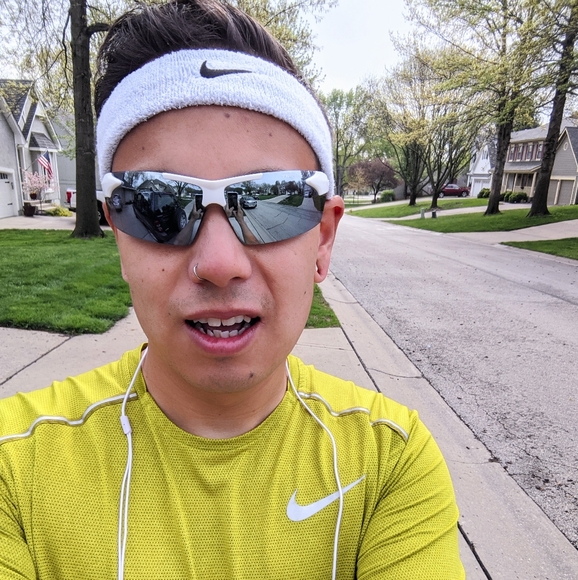 Meet your Posher, Edward - Picture 1 of 2